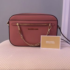 Michael Kors bag (Brand new) Jet Set East West